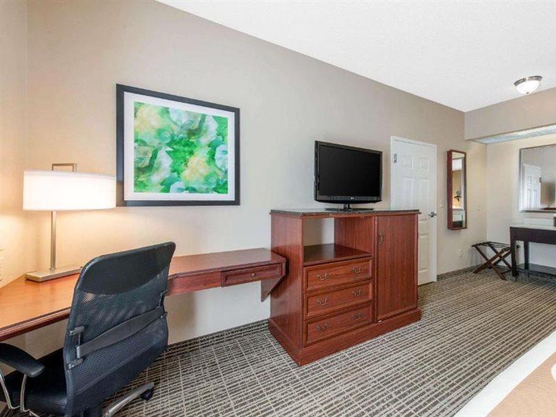 Quality Inn Palm Bay - Melbourne I-95 Bagian luar foto