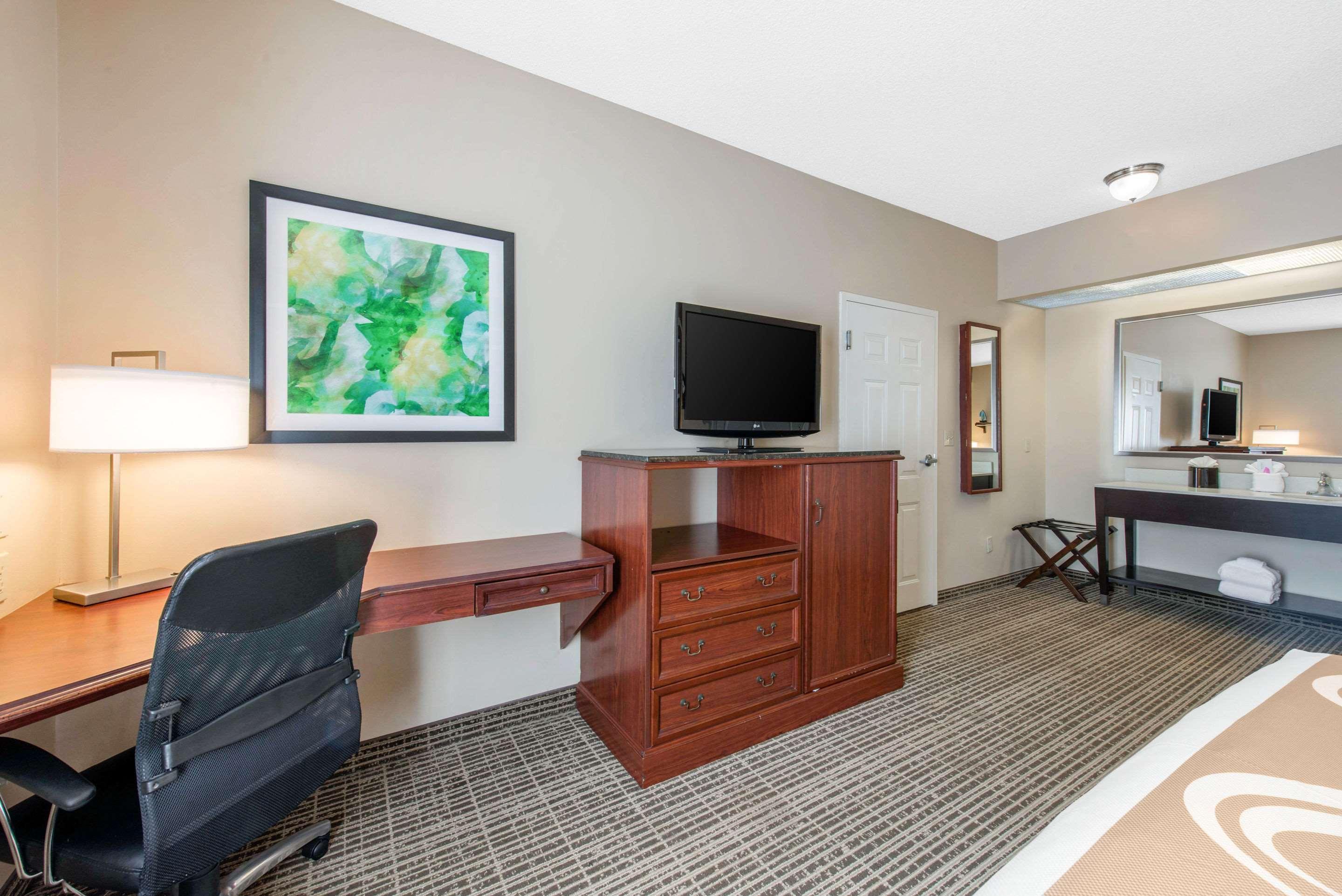 Quality Inn Palm Bay - Melbourne I-95 Bagian luar foto