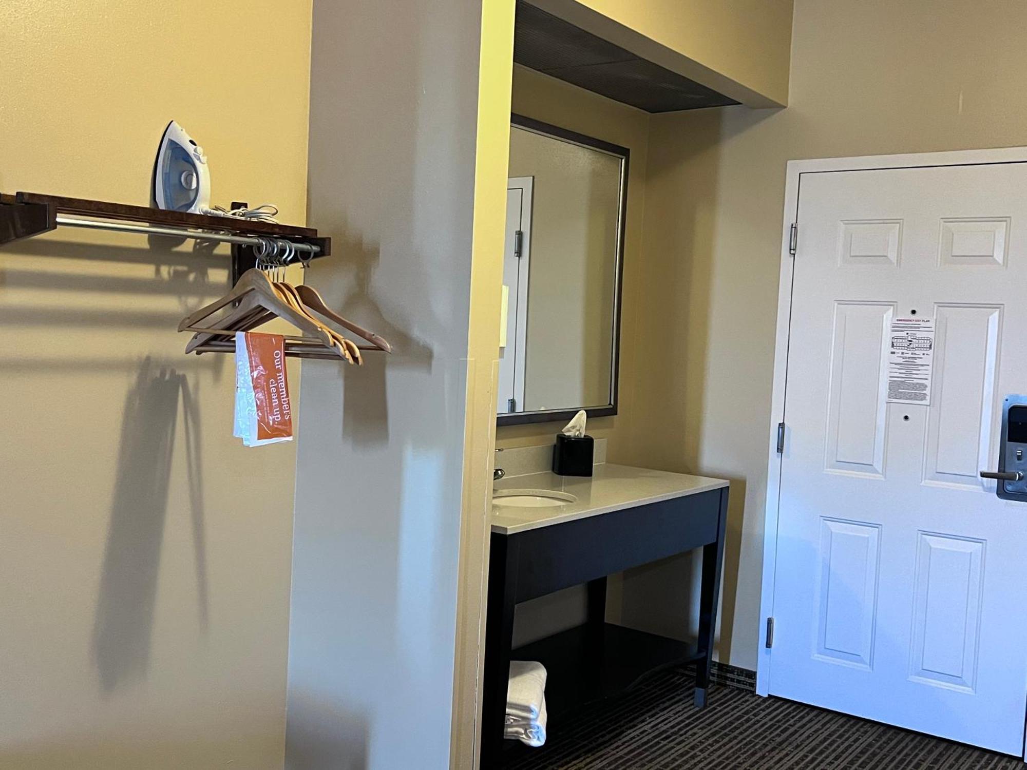 Quality Inn Palm Bay - Melbourne I-95 Bagian luar foto