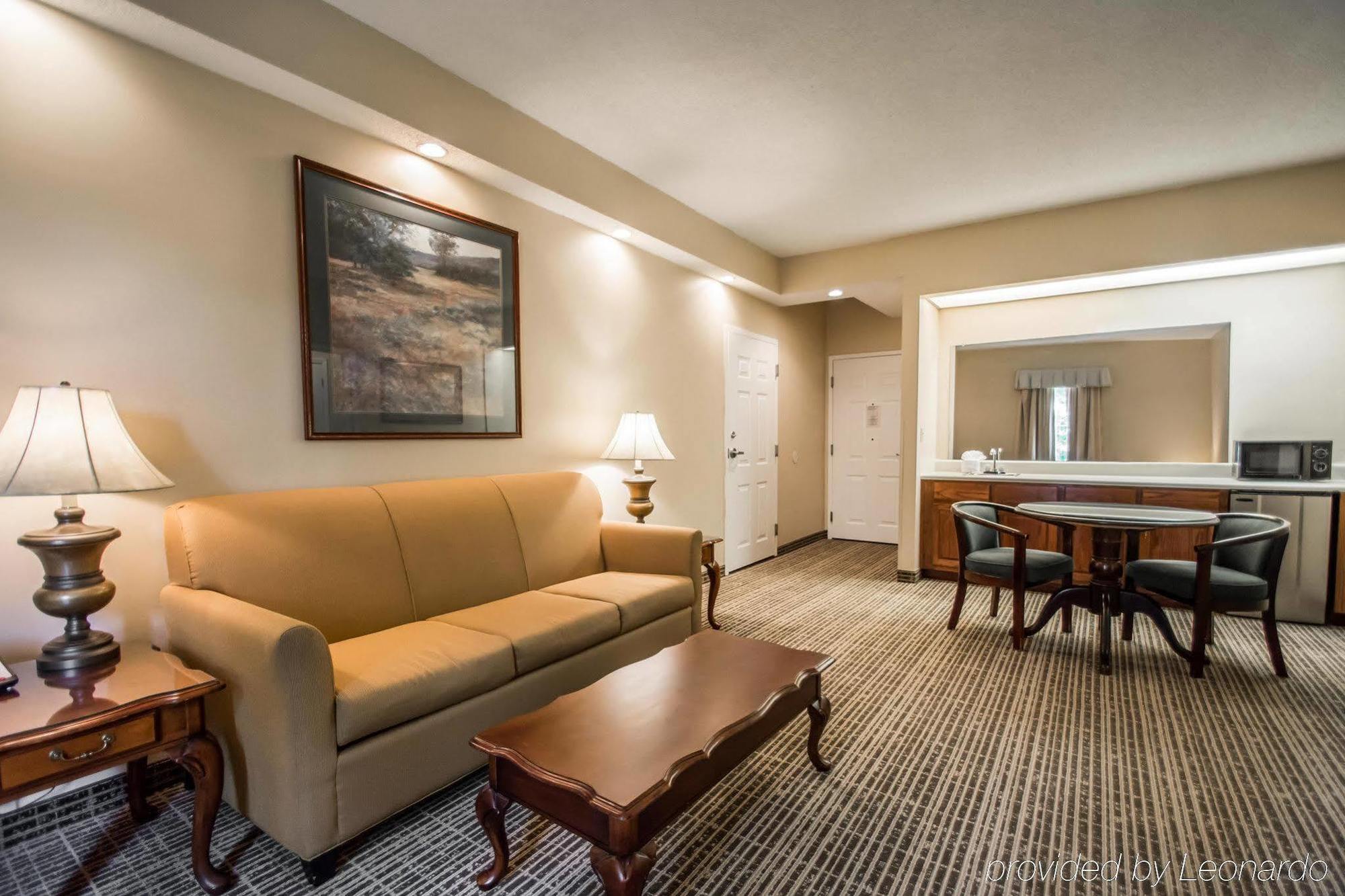 Quality Inn Palm Bay - Melbourne I-95 Bagian luar foto